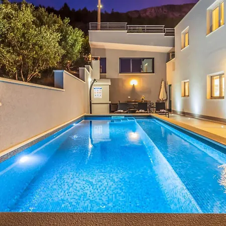 Vila Astera With Private Pool Jesenice (Split-Dalmatia)