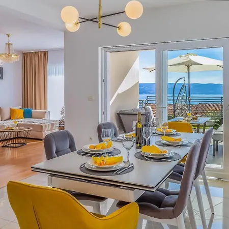 Astera With Private Pool Vila